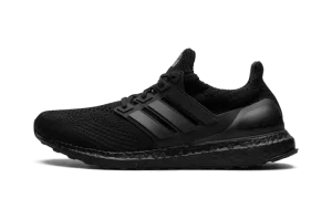 Ultra Boost 5.0 DNA "Triple Black"