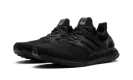 Ultra Boost 5.0 DNA "Triple Black"