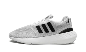 SWIFT RUN 22 WMNS "Crystal White"