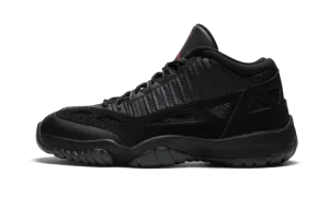 Air Jordan 11 Retro Low "Referee"