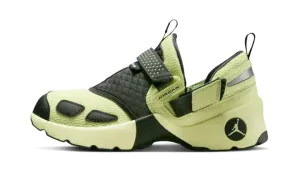 Jordan Trunner LX "Luminous Green" HQ2164 302
