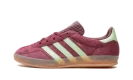 Gazelle Indoor "Shadow Red Semi Spark Green"