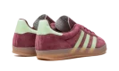 Gazelle Indoor "Shadow Red Semi Spark Green"