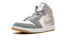 Air Jordan 1 Mid SE "Coconut Milk" DN4281 100
