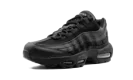 Air Max 95 Essential "Triple Black"