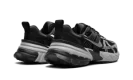 V2K Run WMNS "Black Metallic Silver"
