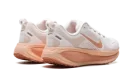 Vomero 18 WMNS "Light Soft Pink Light Madder Root Arctic Orange Madder Root"