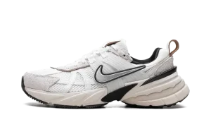 V2K Run Wmns "Summit White"