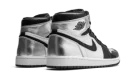 AIR JORDAN 1 RETRO HIGH OG WMNS "Silver Toe"