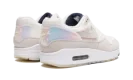 AIR MAX 1 AMD MNS WMNS "La Ville Lumière"