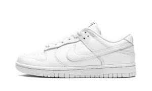 DUNK LOW WMNS "Triple White"