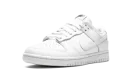 DUNK LOW WMNS "Triple White"