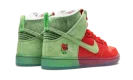 SB Dunk High "Strawberry Cough"