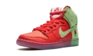 SB Dunk High "Strawberry Cough"