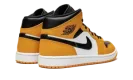 Air Jordan 1 Mid "Taxi" 554724 701