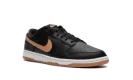 Dunk Low "Black / Amber Brown"