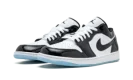Jordan 1 Low SE "Concord"