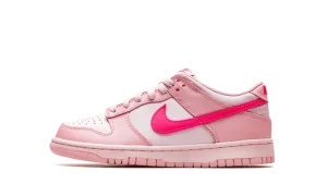 Dunk Low GS "Triple Pink"