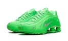 Shox R4 WMNS "Green Strike"
