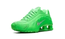 Shox R4 WMNS "Green Strike"