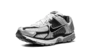 Zoom Vomero 5 "Metallic Silver Black"