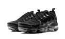 AIR VAPORMAX PLUS WMNS "Triple Black"