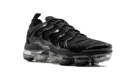 AIR VAPORMAX PLUS WMNS "Triple Black"