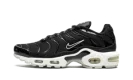 AIR MAX PLUS MNS WMNS "Black / White"