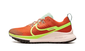 NIKE PEGASUS TRAIL 4 WMNS "Mantra Orange"