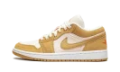 AIR JORDAN 1 LO SE WMNS "Corduroy & Suede"