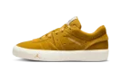Jordan Series.05 SE WMNS "Gold Velvet"