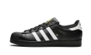 Superstar Foundation "Black/White"
