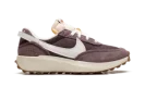 Waffle Debut VNTG WMNS "Plum Eclipse"