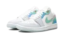 Air Jordan 1 Low WMNS "Emerald Rise" FN8899 131