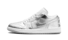 Air Jordan 1 Low SE WMNS "Metallic Silver"