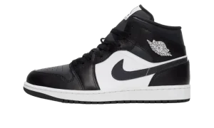 Jordan 1 Mid "Off Noir Toe"