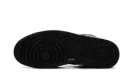 Jordan 1 Mid "Off Noir Toe"