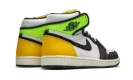 Air Jordan 1 Retro High OG "Volt Gold"