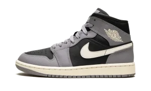 AIR JORDAN 1 MID WMNS "CEMENT GREY"