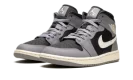 AIR JORDAN 1 MID WMNS "CEMENT GREY"