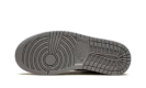 AIR JORDAN 1 MID WMNS "CEMENT GREY"