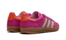Gazelle Indoor WMNS "Semi Lucid Fuchsia"
