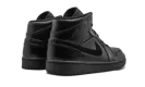 Air Jordan 1 Mid "Triple black" 554724 090