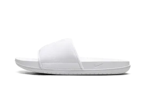 Kobe Offcourt Slide "Triple White"