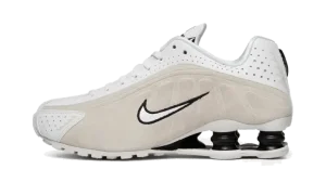 Shox R4 WMNS "White Black Suede"