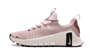 Free Metcon 6 PRM WMNS "Pink Oxford / Light Soft Pink / Black"