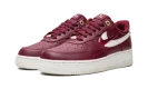 AIR FORCE 1 LO WMNS "Logo Pack - Deep Red"