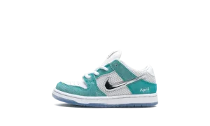 SB Dunk Low TD "April Skateboards"