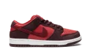 SB Dunk Low "Cherry"