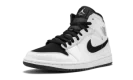 Air Jordan 1 Mid "Alternate Think 16"